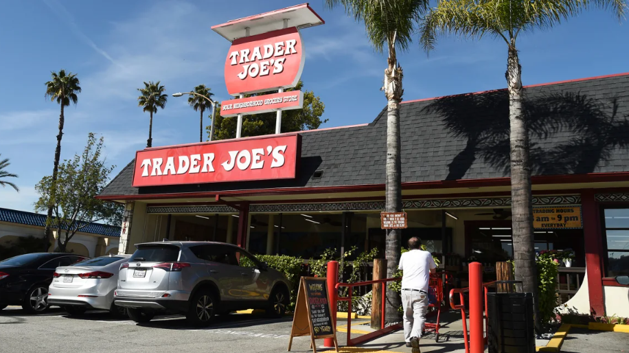 trader-joes-surga-berbelanja-yang-menarik-wisatawan-dari-seluruh-dunia